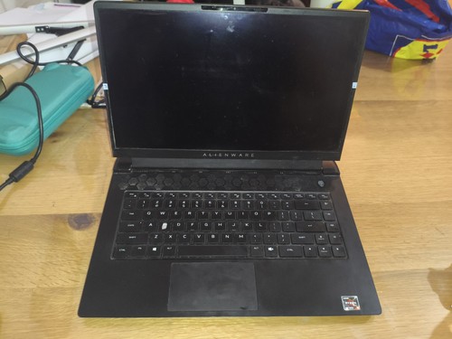 Dell alienware m15 ryzen - r5, 9