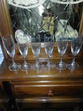 LOTTO 4 + 2 BICCHIERI