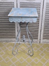 Tavolino blu metallo