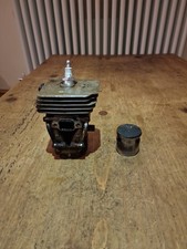 Gruppo pistone e cilindro