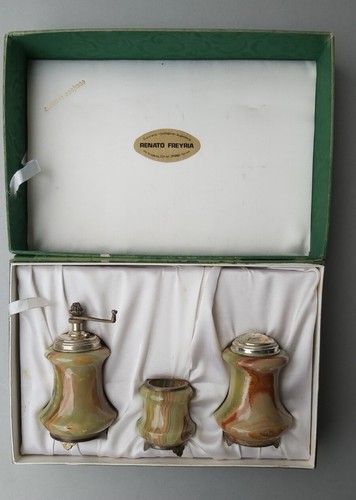 Set vintage sale - , pepe