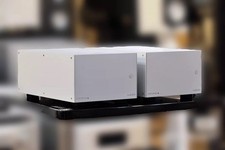 Audiolab 8300MB amplificatore finale mono argento come nuovo|tempi di consegna circa 1 mese, 1 pz