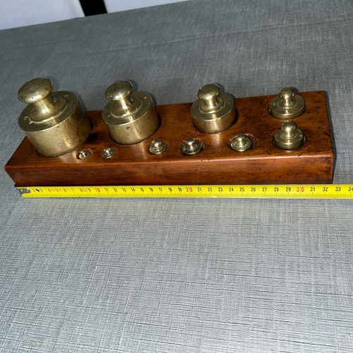 Grande pesiera base con - base,