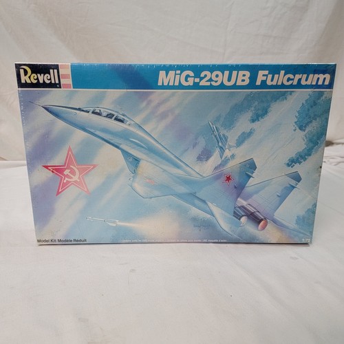 Revell mig 29ub fulcrum - revell, 1/72