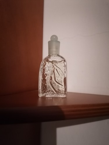 Fleur eau rochas miniatura - fleur,