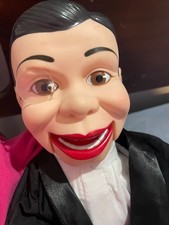 Manichino bambola ventriloquo