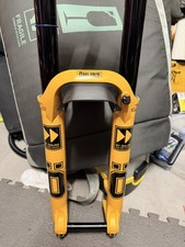 Forcella pneumatica Ohlins
