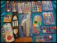 LOTTO MATERIALE ARTISTICO