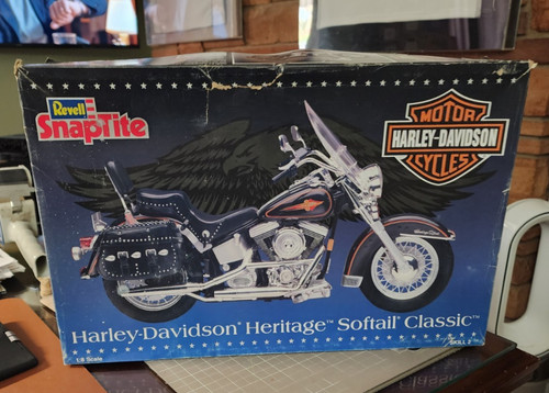 1995 revell snaptite model - 🔥1995,