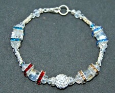 Bracciale Swarovski e Shamballa multicolore su argento. Fatto a mano nel Regno Unito