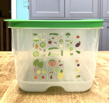Tupperware FridgeSmart Medium Deep-1 gal./4.4L-Fruit & Vegetable Keeper-NEW