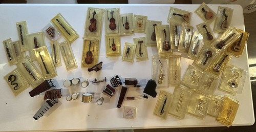 Lotto strumenti musicali - 59,