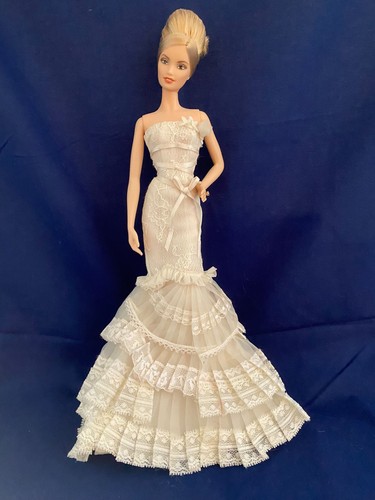 Bambola barbie vera - wang, "la