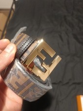 Ceinture Fendi NEUVE 120 Cm