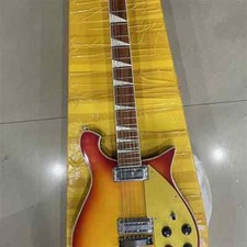 Chitarra elettrica rossa con