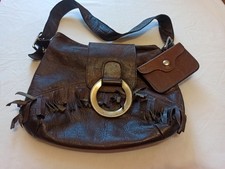 BORSA CON FRANGE PIÙ