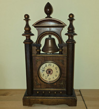 Sveglia antica in legno