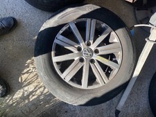 vw golf VI 6 Vw Polo 1 cerchio in lega con gomme 195/65 r15