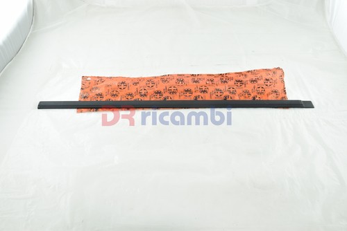Modanatura laterale portiera - modanatura,