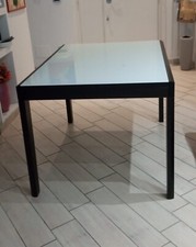 Tavolo allungabile struttura in legno, piano in vetro temperato 