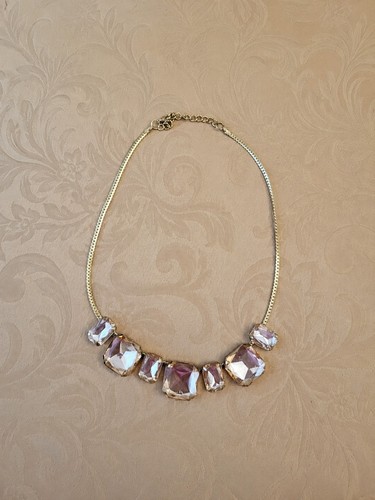 Collana con grandi gemme