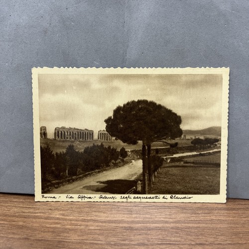 Cartolina bianco nero - nero, roma