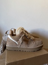 UGG Lowmel Sand - EU 39 - NEW