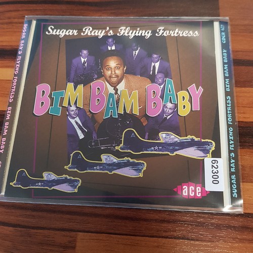 Sugar ray flying fortress - flying,