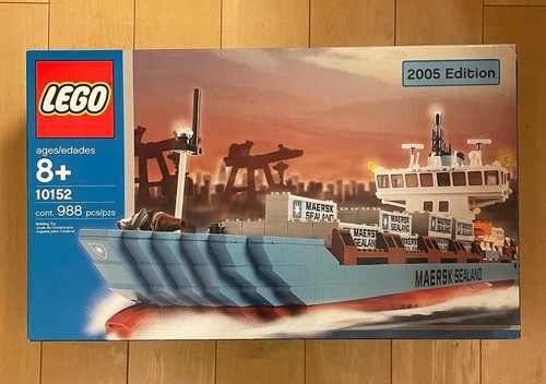 Lego sculptures maersk sealand - lego,