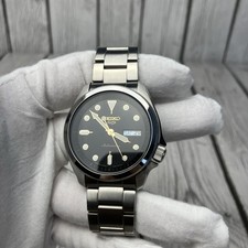 Orologio Seiko 5 Sport Uomo Automatico Quadrante Nero Data Giorno Acciaio 40mm SRPE57