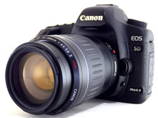 Canon EOS 5D Mark II 2 DSLR