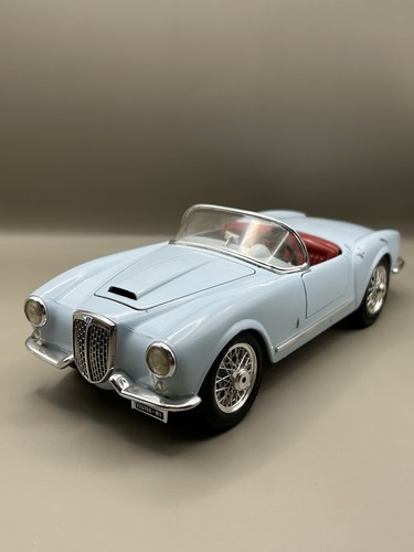 R896 voiture miniature 18 - r896,