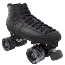 $170 PATTINI A ROTELLE CAPETOS