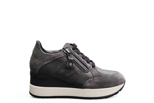 Melluso art r25549 - melluso, art.