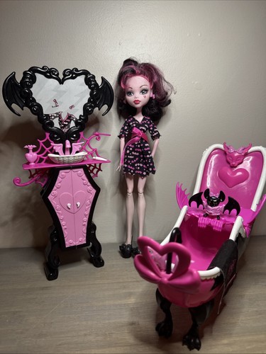 Monster high draculaura - high,