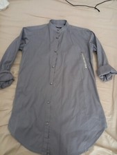 Camicia Grigia, Collo Coreana