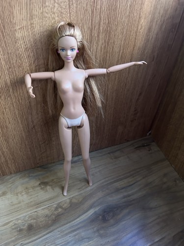 Bambola barbie happy family - bambola,