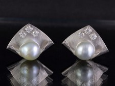 Orecchini brillanti con perla