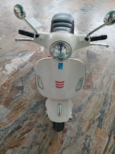 Vespa gts super sport moto - sport, 6v