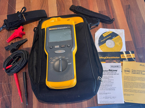 Fluke 1520 megohmmeter tester - fluke,