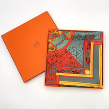 Sciarpa originale Hermes Carré 90 ANIMAUX SOLAIRES verde x multi seta con scatola BA100496