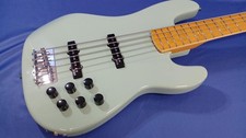 MARK BASS basso 5 corde MAK-B
