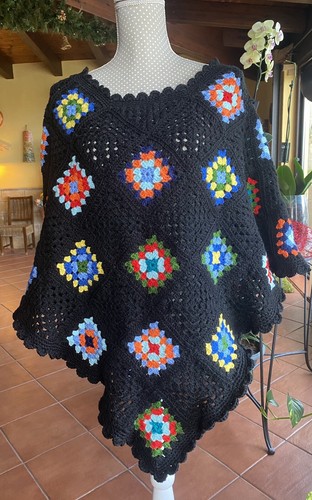 Poncho mantella granny - mantella,