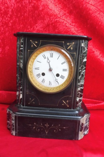 Bella vecchia orologio - bella,