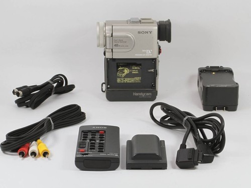 Sony dcr pc10 handycam compact - sony,