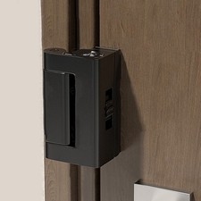 Serratura per porta con