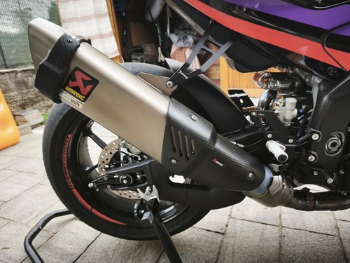 Akrapovic slip tuono - e5,