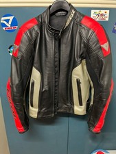 giubino moto in pelle Dainese