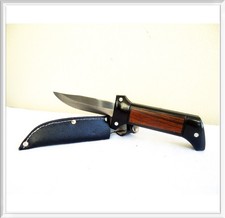 Coltello Scout Lama Acciaio Inox Tre Posizioni Colore Nero-Marrone con Fodero