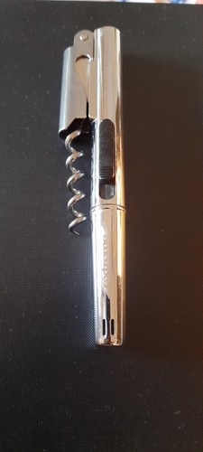 Apribottiglie multifunzione